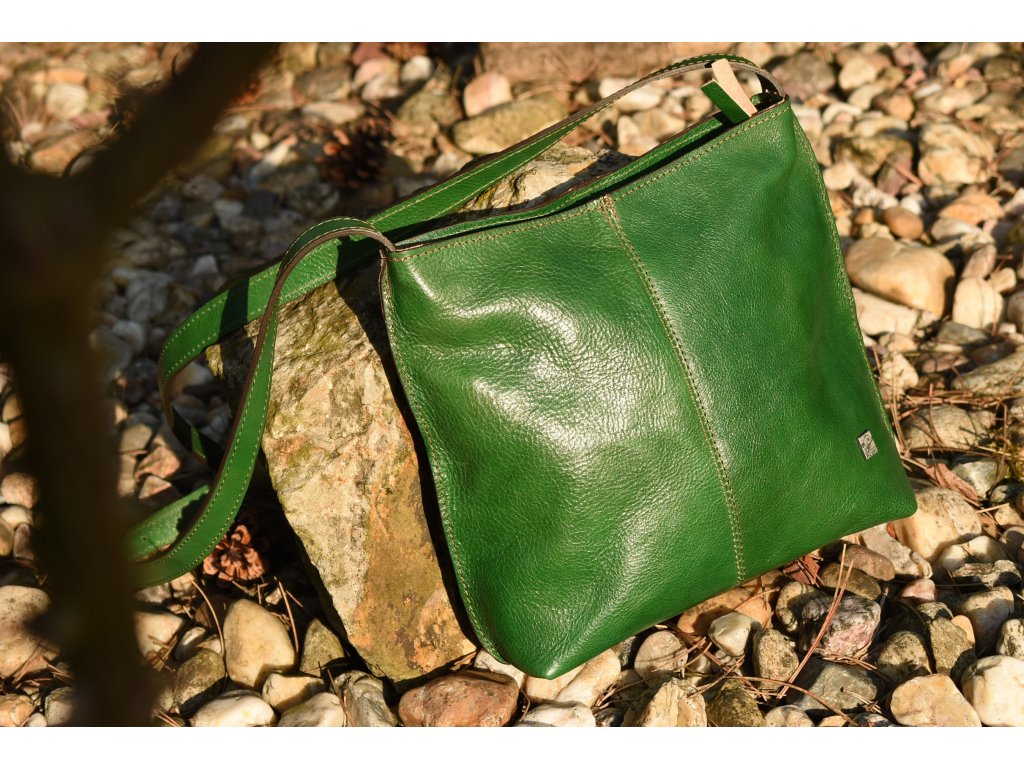 Kožená dámská kabelka zelená Fiala, výrobce Kubát kůže